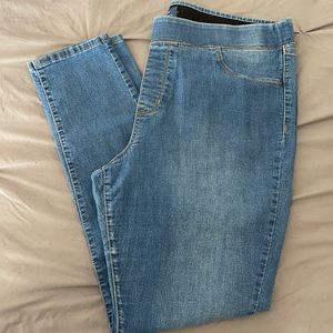 Old Navy/ Rockstar/ Mid-Rise Jeggings